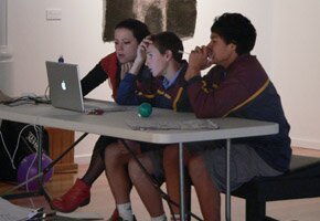 Shoot class on the computer